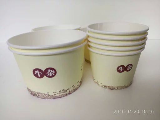 12安牛杂纸碗 12安牛杂纸碗